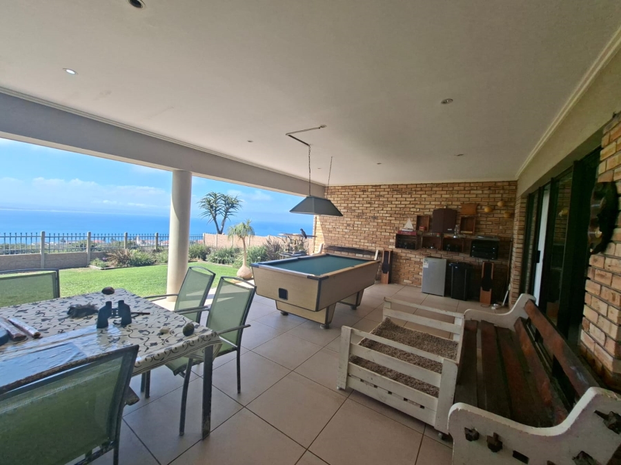 6 Bedroom Property for Sale in Da Nova Western Cape